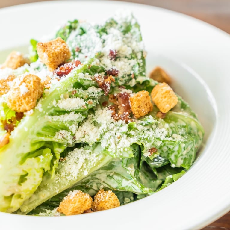 Fresh Caesar Salad: A Classic Italian Delight